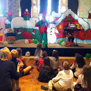 Χριστουγεννιάτικη θεατρική παράσταση «όλη η αλήθεια για τον Άγιο Βασίλη»