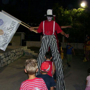 ξυλοπόδαρος ζογκλέρ μίμος