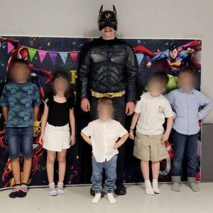 BATMAN ΣΕ ΠΑΙΔΙΚΟ ΠΑΡΤΙ